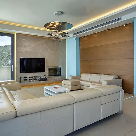 Appartamento Readhostprofile Before Request! # Luxury 6-bedroom In With Pool *